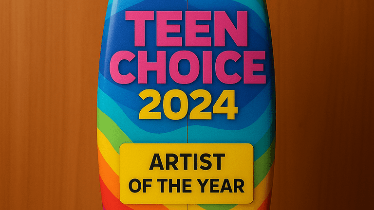 Billie Eilish Wins Artist of the Year at the 2024 Teen Choice Awards