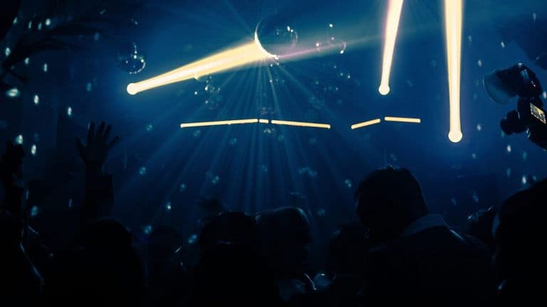 Lorde Surprises Fans at Sydney Club Night Ahead of New Album Release