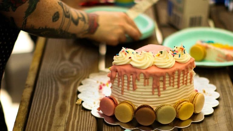 JoJo Siwa Joins ‘The Great Celebrity Bake Off’ for Stand Up To Cancer