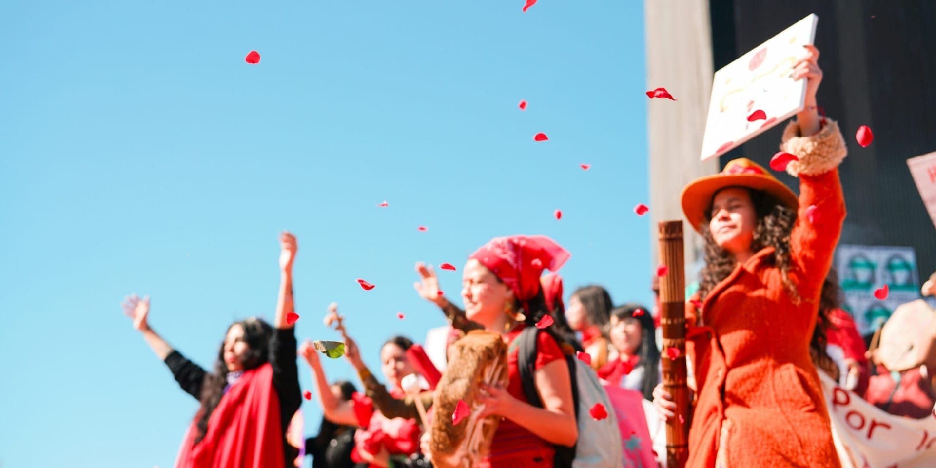 Celebrity Sightings and Star Power Shine at the 2026 Rose Parade in Pasadena