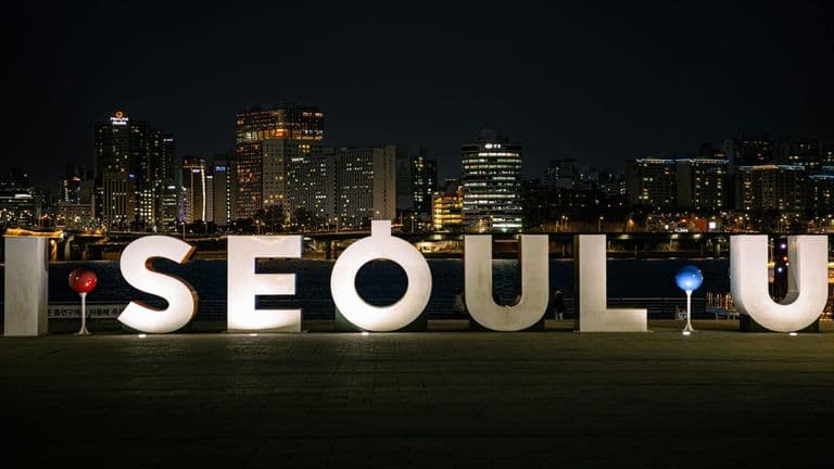Scarlett Johansson and Co-Stars Promote ‘Jurassic World Rebirth’ in Seoul