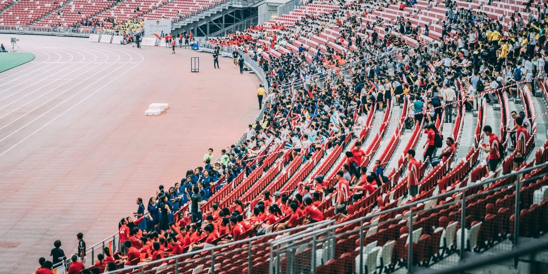 SummerSlam Draws Major Cross‑Cultural Fans as Stadium Rock Atmosphere Hits NJ