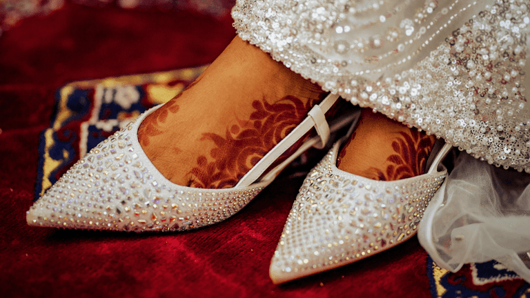Hollywood Fashion Enters a New Era as Celebrity Style, Vintage Couture, and Digital Design Redefine Red Carpet Trends